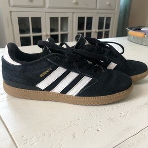 Boys Adidas Busenitz sneaker gun bottoms